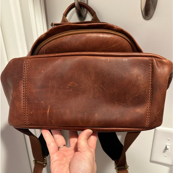 Genuine Leather Fossil Backpack - Picture 4 of 6